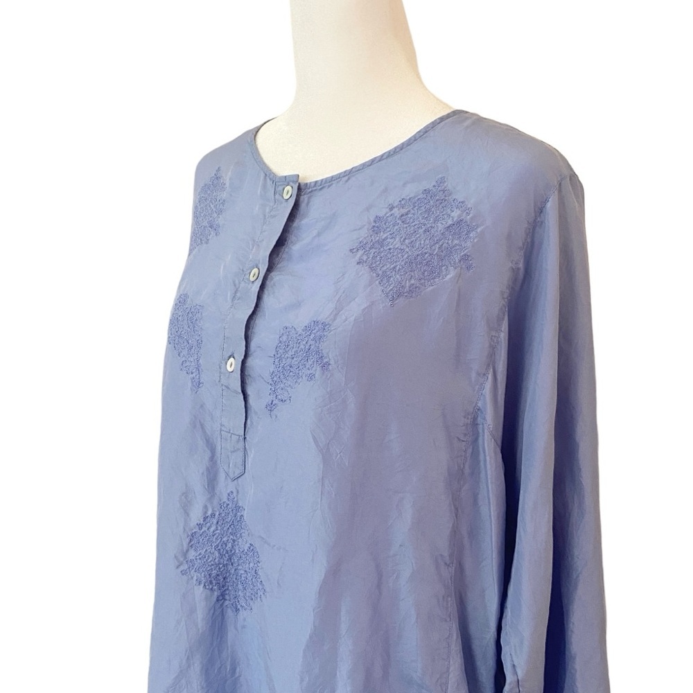 Victoria's Secret Embroidery Silk Tunic Blouse - Sz XL - Picture 4 of 12